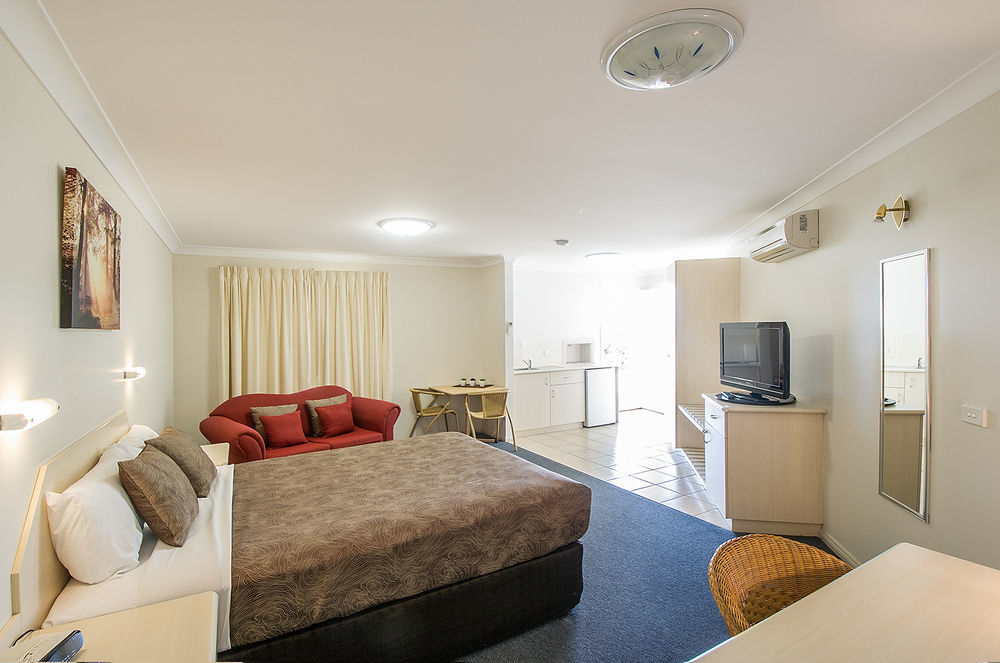 Tuckerbox Motor Inn Gundagai Exterior foto